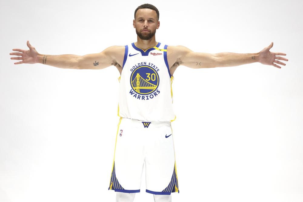 特显得气势 特显得气势