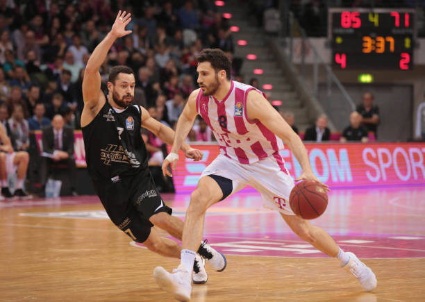 过于依赖明 过于依赖明