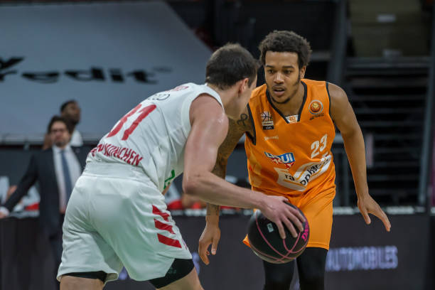 多变的进攻 多变的进攻